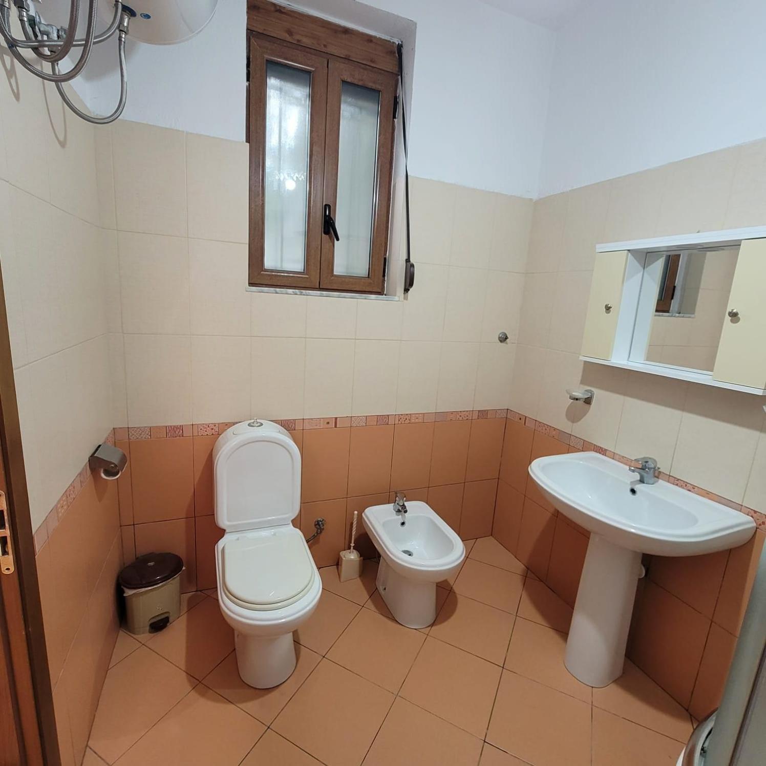 Jona Guest House Гирокастра Экстерьер фото
